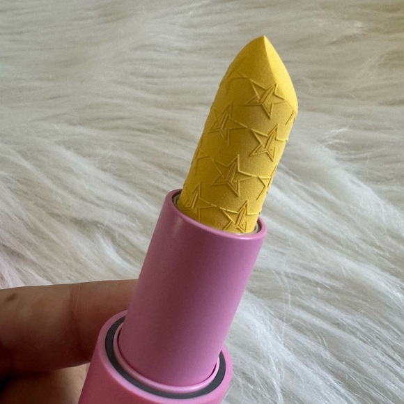 Jeffree Star Easter Sunday Velvet Trap Lipstick - Picture 6 of 7